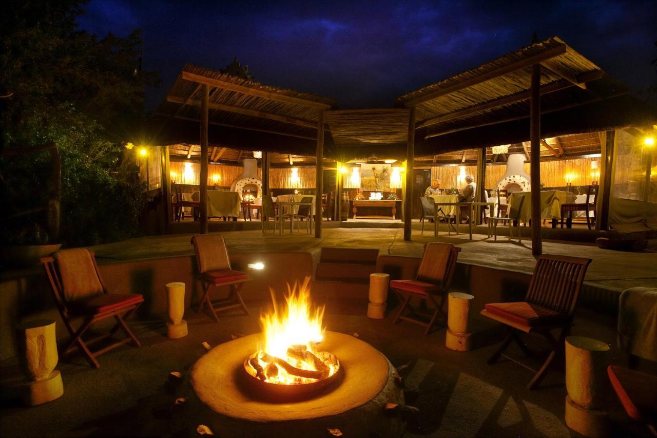 Safari Lodge - Amakhala Wildreservaat Buitenkant foto