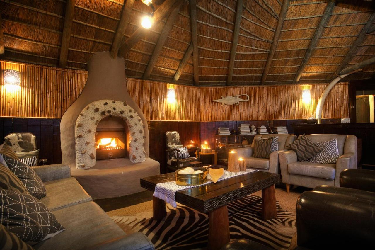 Safari Lodge - Amakhala Wildreservaat Buitenkant foto