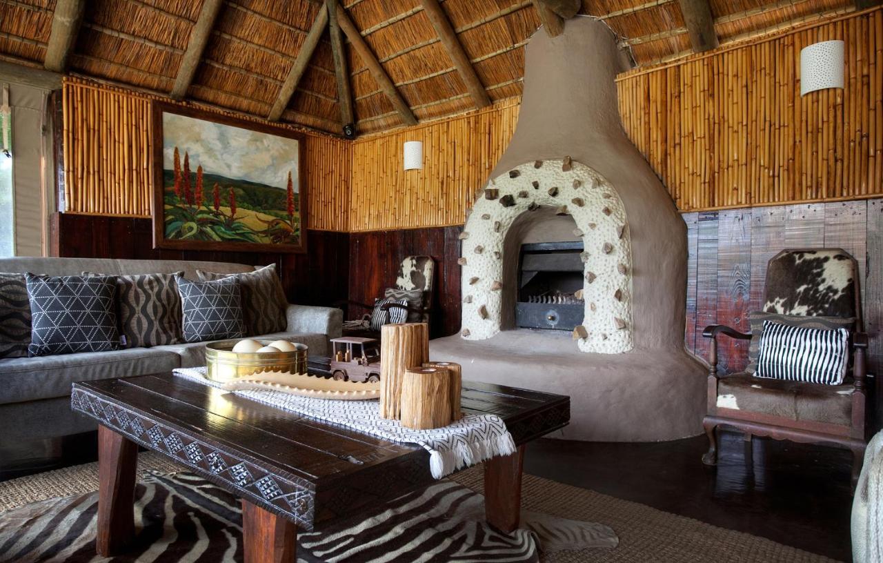 Safari Lodge - Amakhala Wildreservaat Buitenkant foto