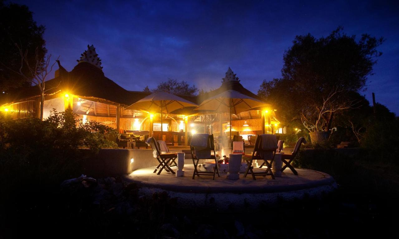 Safari Lodge - Amakhala Wildreservaat Buitenkant foto